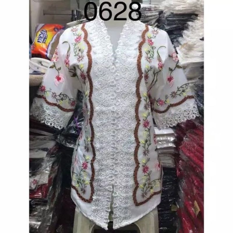 0948 Kebaya alexuez putih bordir  organdi /kebaya  alexuez