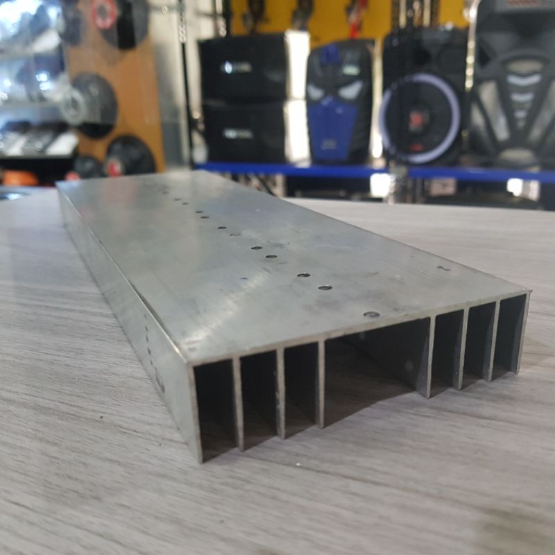 heatsink pendingin 8 transistor sanken