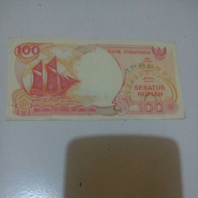 Uang lama 100 rupiah tahun 1992
