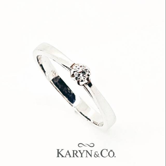 Cincin berlian wanita model solitaire rangka emas putih