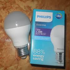 Philips esential 7Watt