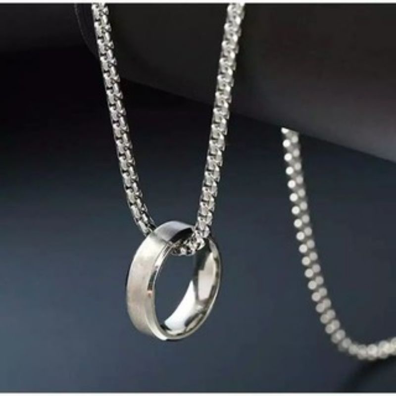 kalung titanium stainless Bandul cincin hitam dan silver