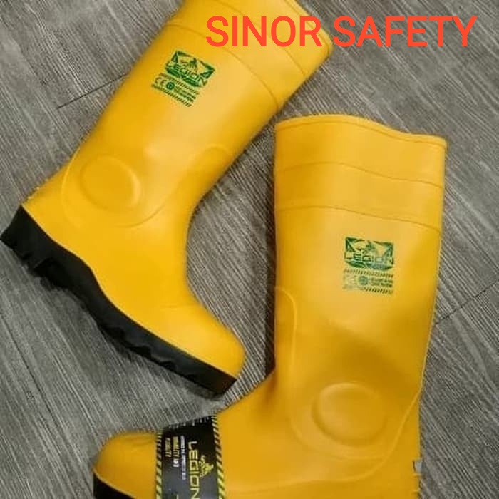 Sepatu Boot Rubber Safety LEGION Karet Ujung Besi Steel Toe Proyek