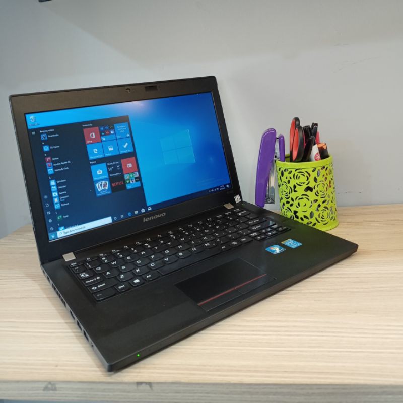 LENOVO K21 CORE I3 GEN 6 RAM 4 GB SSD 128GB MURAH MULUS