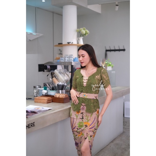 setelan Kebaya Bali Semi italy Norvina Premium Kartini