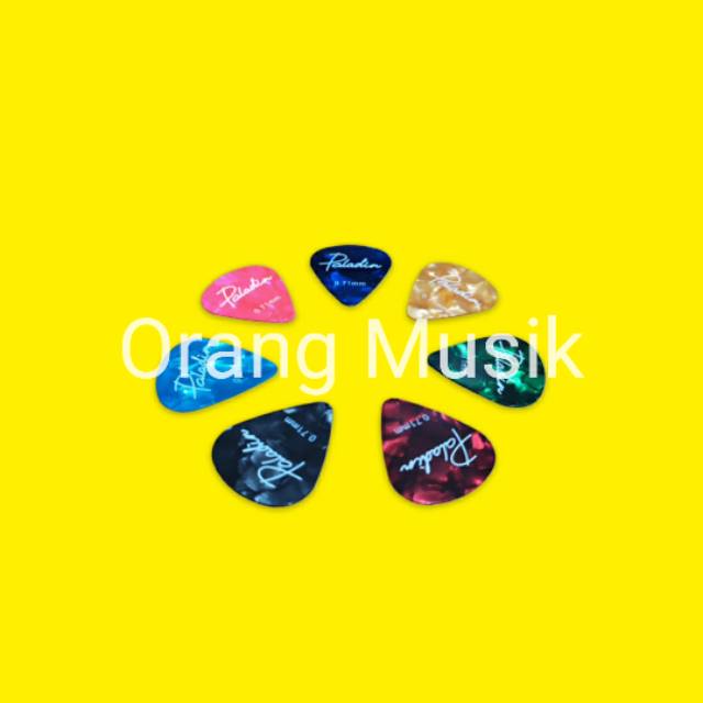 Pick Gitar Kerang 1 Box Isi 100pcs - Pick Kerang Celluloid