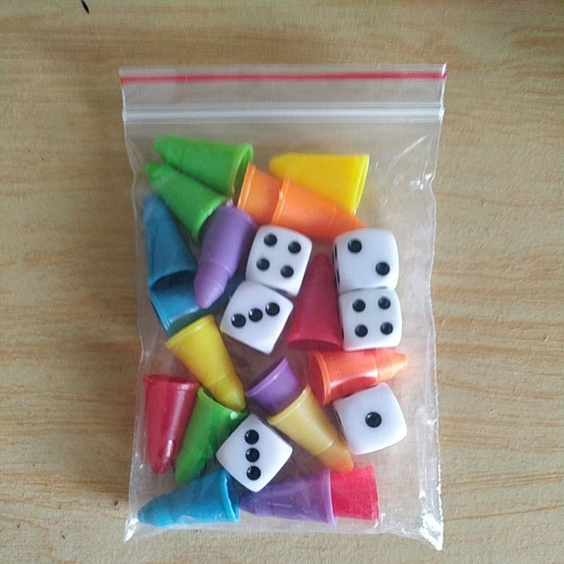 Dadu & Token Monopoly