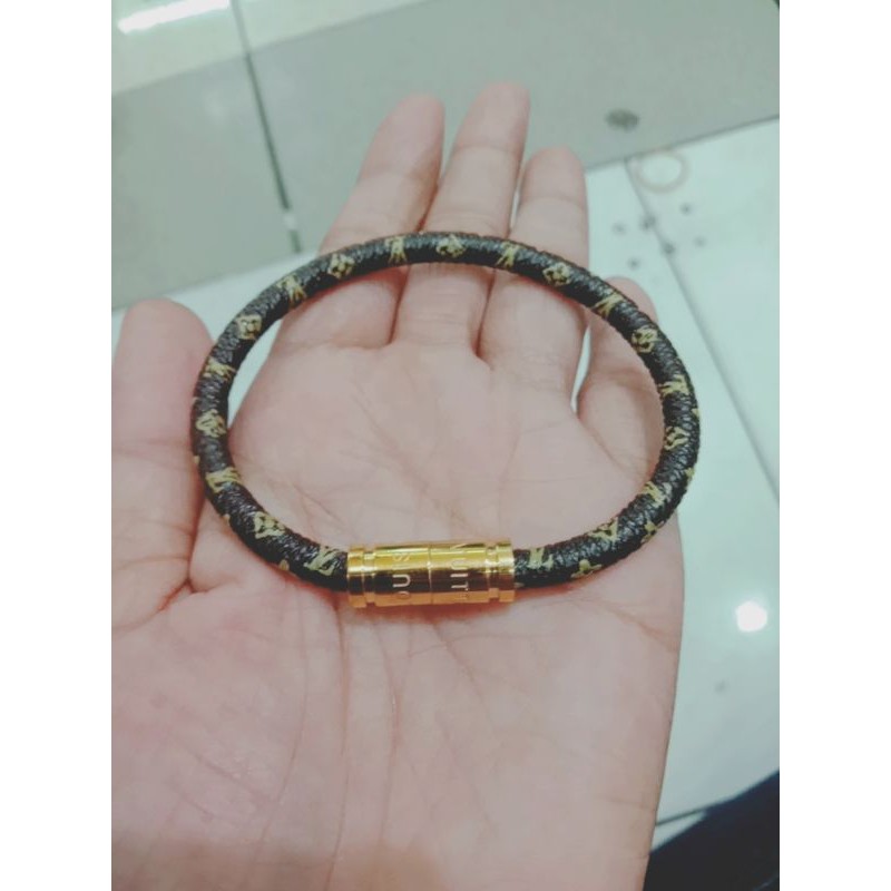 gelang kulit LV magnet