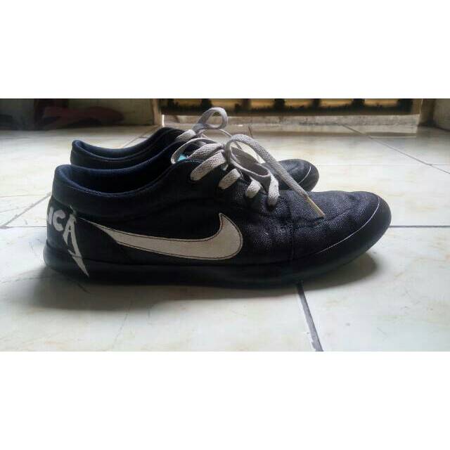 Nike original x custom Metallica