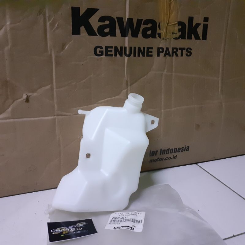 tabung cadangan air radiator ninja 150 rr new