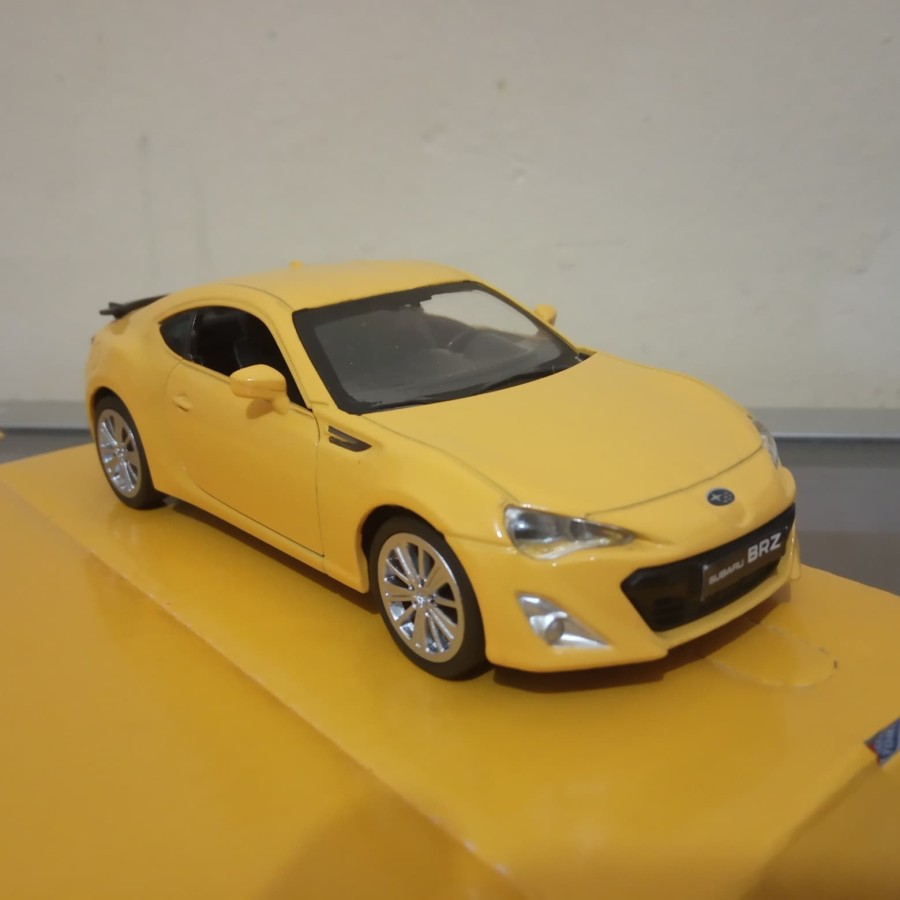 Subaru BRZ  kuning diecast miniatur mobil sport top mark model harga murah