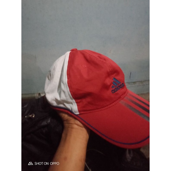 topi original Adidas dewasa bekas