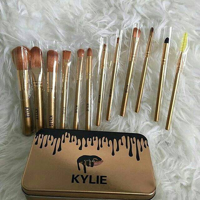 Kuas MakeUp Kylie isi 12pcs Brush Make Up gold