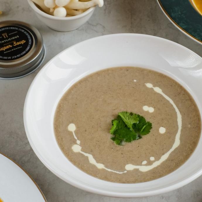 

Cathylicious Mushroom Super Soup Ready