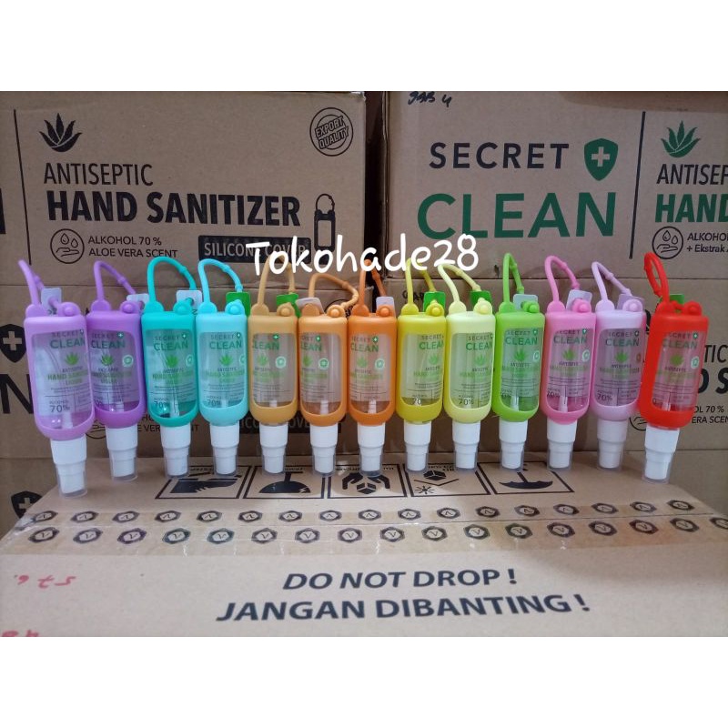 Secret Clean Hand Sanitizer Liquid 60 ml (spray) plus Gantungan Silicone