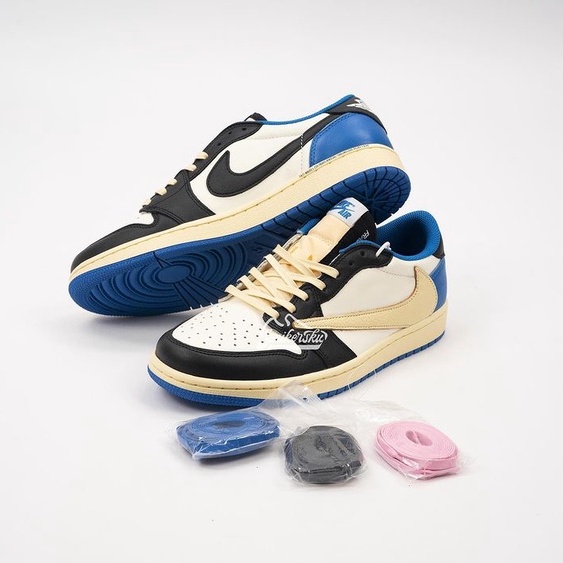 Air Jordan 1 Low Travis Scott x Fragment