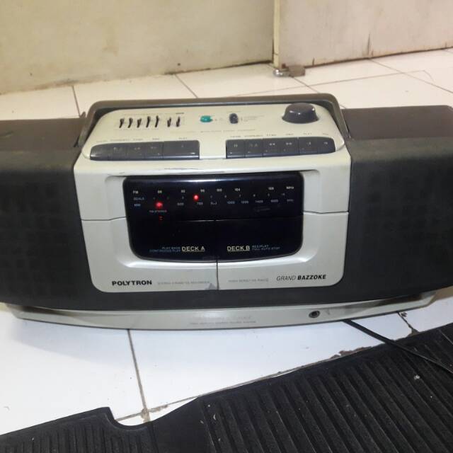 Tape radio polytron grand bazzoke