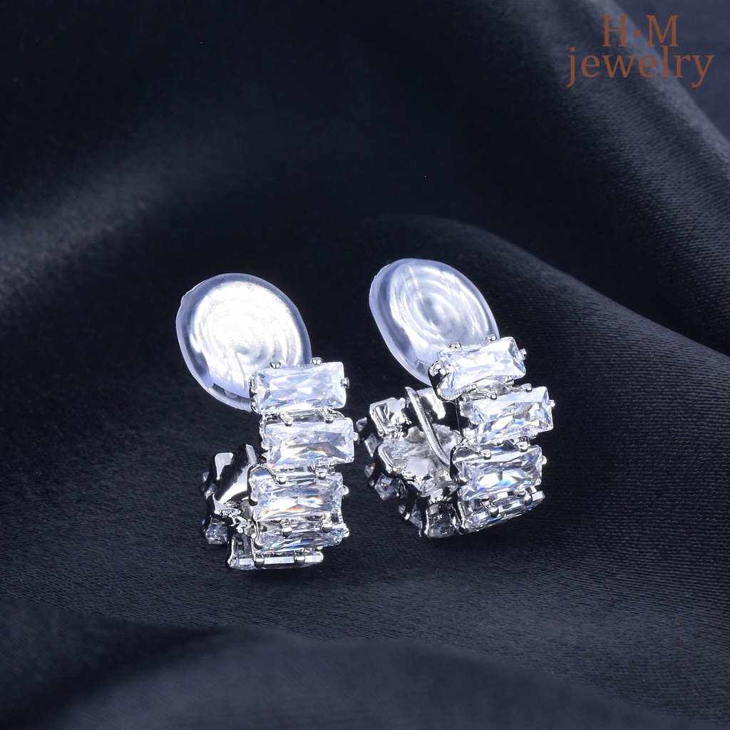 Anting Tusuk Asimetris Bahan Sterling Silver 925 Desain Lukisan Minyak Gaya Perancis Untuk Wanita