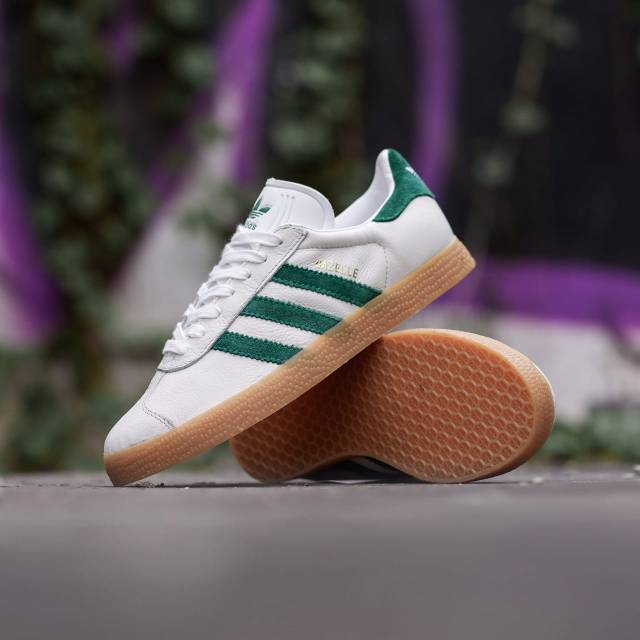 ADIDAS GAZELLE VINTAGE WHITE GREEN SALE 