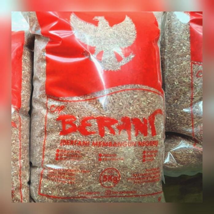 

Beras Merah Pulen Pandan Wangi 5 kg Cap BERANI