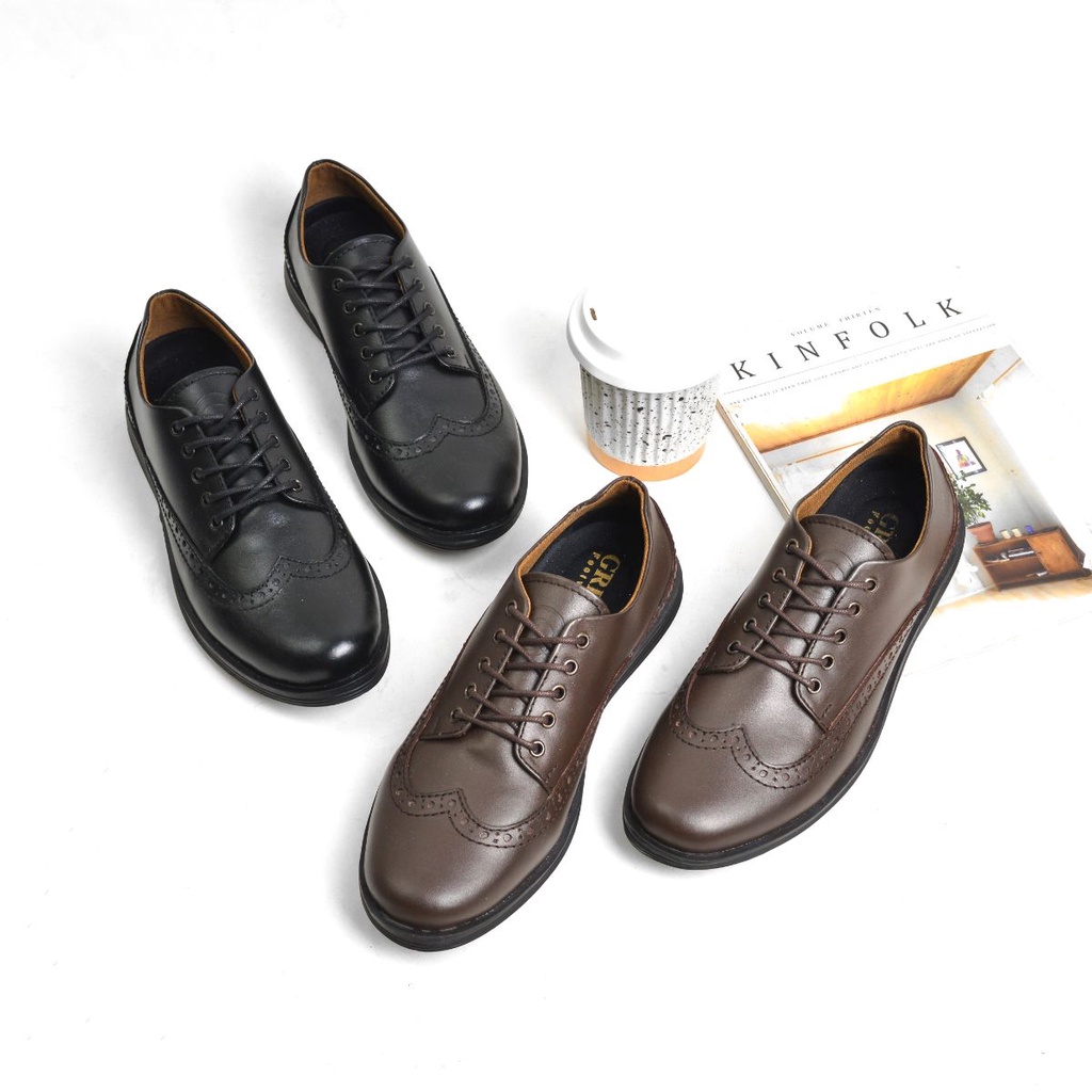 HALSTEN BLACK ORIGINAL x GREATA Sepatu Kulit Sapi Asli Hitam Pria Formal Pantofel Tali Kerja Kantor Dinas Resmi Guru Kantoran Pesta Undangan Kondangan Wedding Wisuda Kuliah Semi Casual Brogue Wingtip Derby Oxford Genuine Leather Men Footwear Keren Terbaru