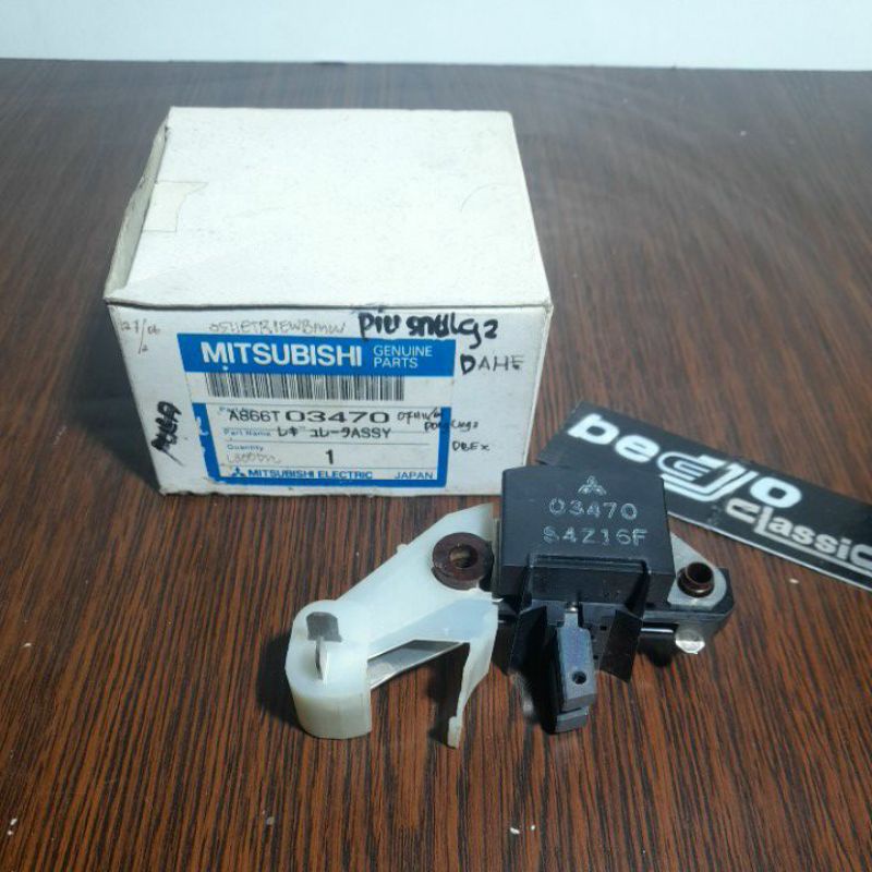 ic regulator / voltage regulator / ic dinamo ampere MITSUBISHI L300 L-300 DIESEL 2,3 2300 LAMA asli 