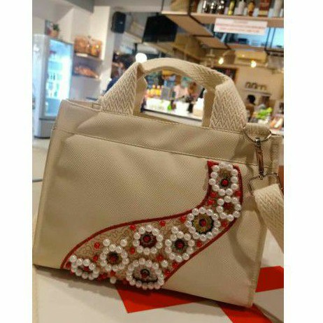 Dream edition handbag tas tangan putih tulang tali panjang