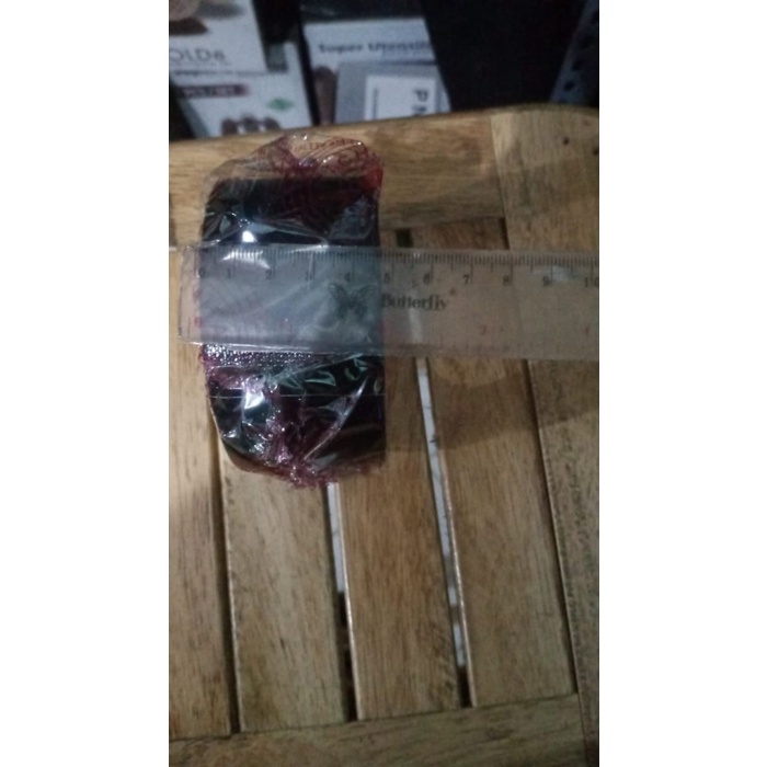 

LAKBAN JILID HITAM 5 CM