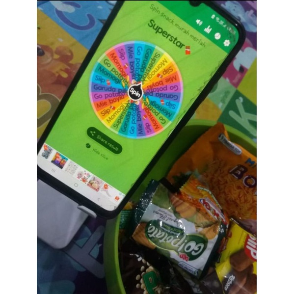 

spin snack happy