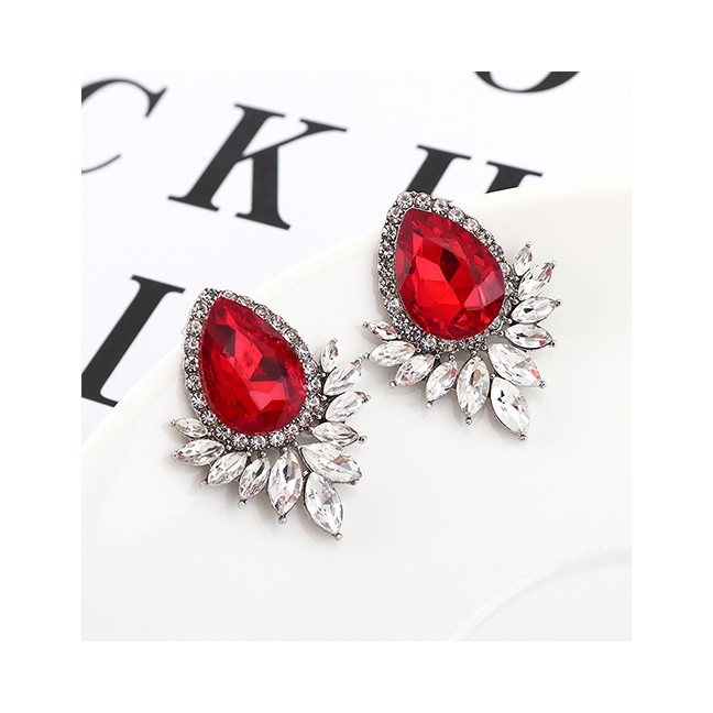 LRC Anting Tusuk Fashion Water Drop Diamond Earrings Y62698