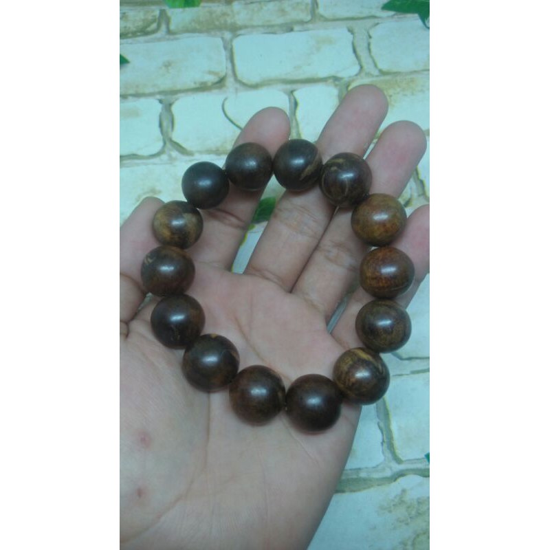 gelang kayu bertuah