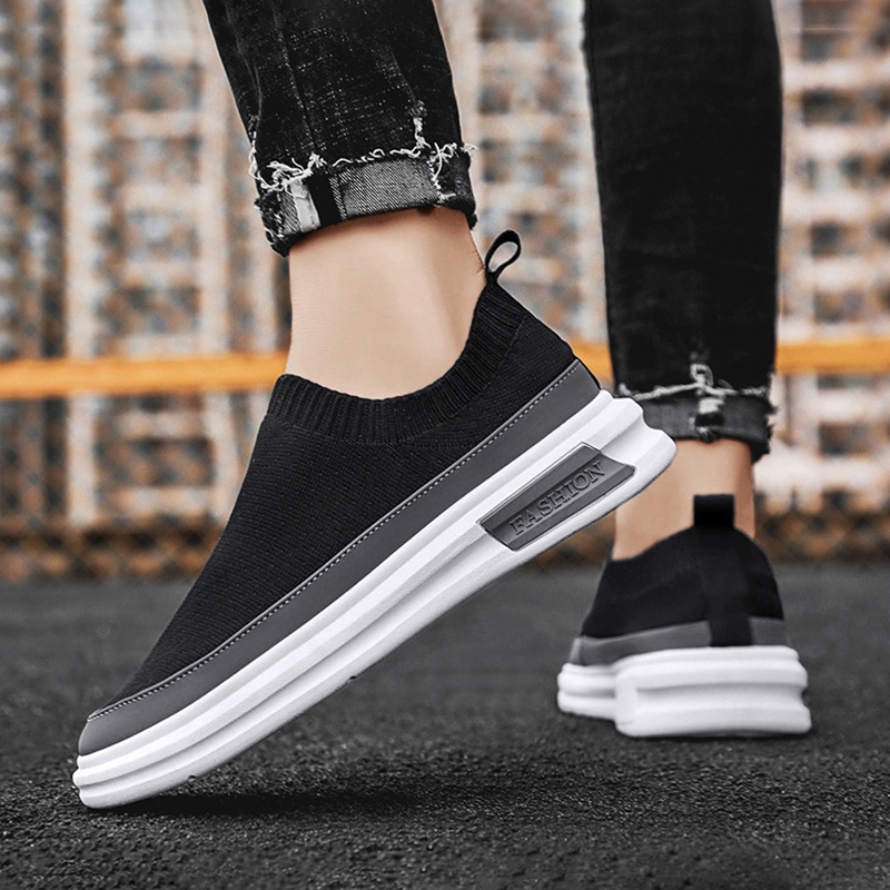 Toread Sepatu Slip On Pria Fashion Casual Sepatu Lari MR136