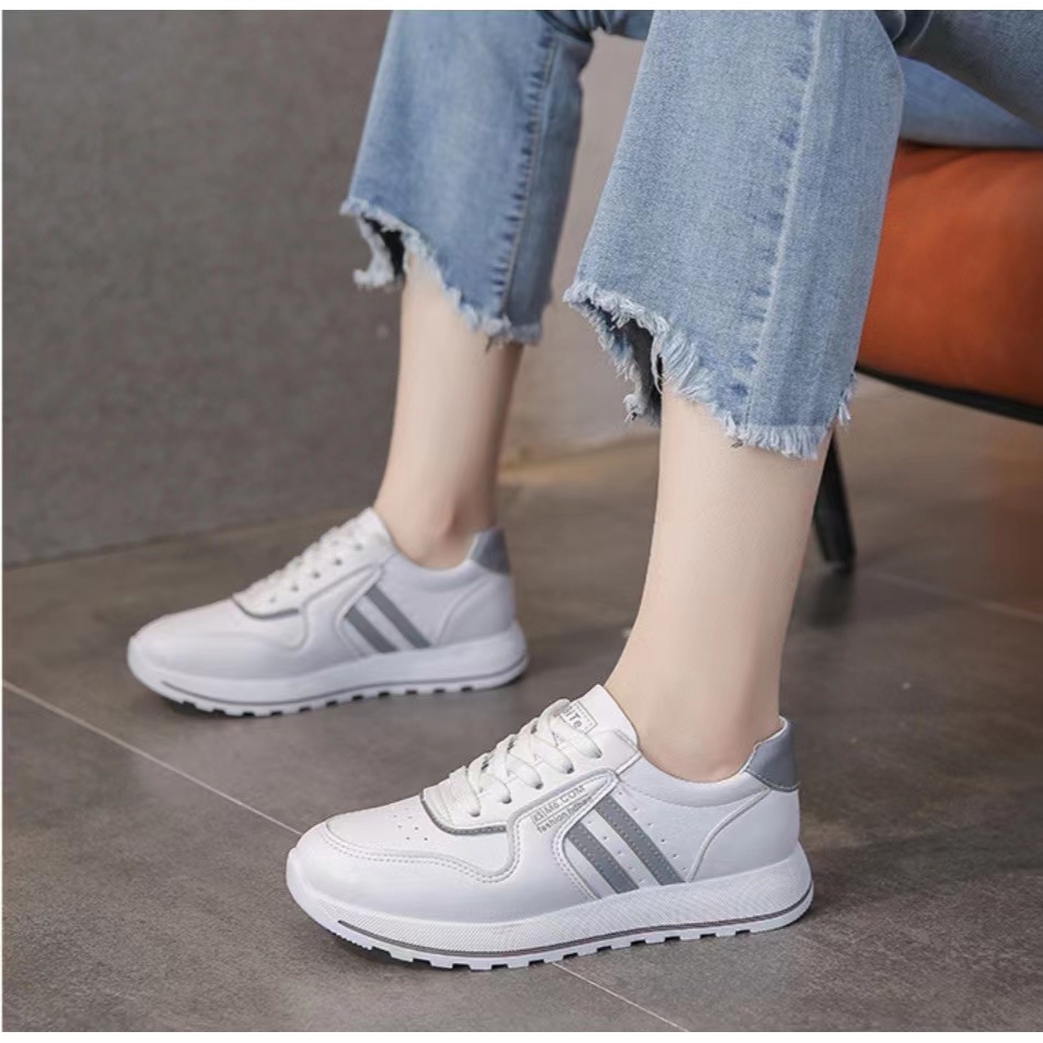 Sepatu Sneakers Wanita Sepatu Import Sport Shoes Premium Quality