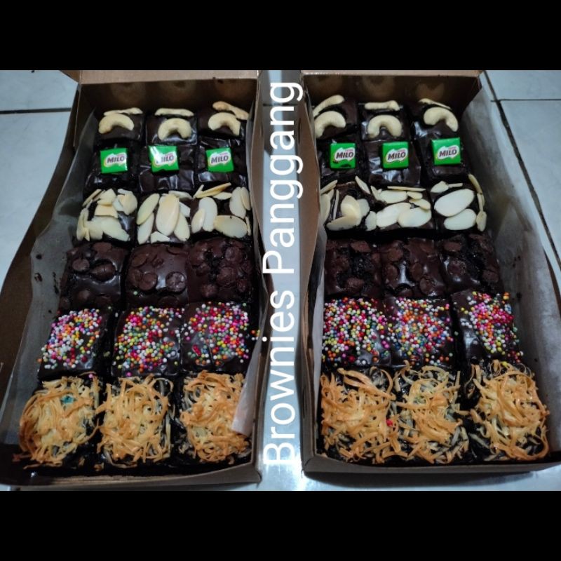 

BROWNIES COKLAT PANGGANG ukuran 22x10x4CM