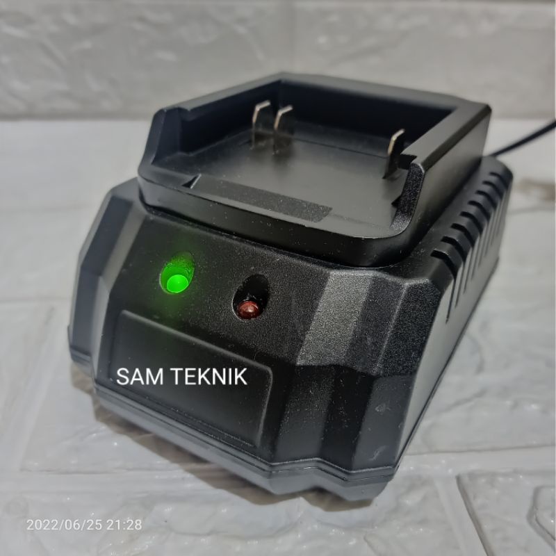 Modern Charger 20v Fast charging - adaptor cas bor gerinda impact XLT makita Banjarmasin