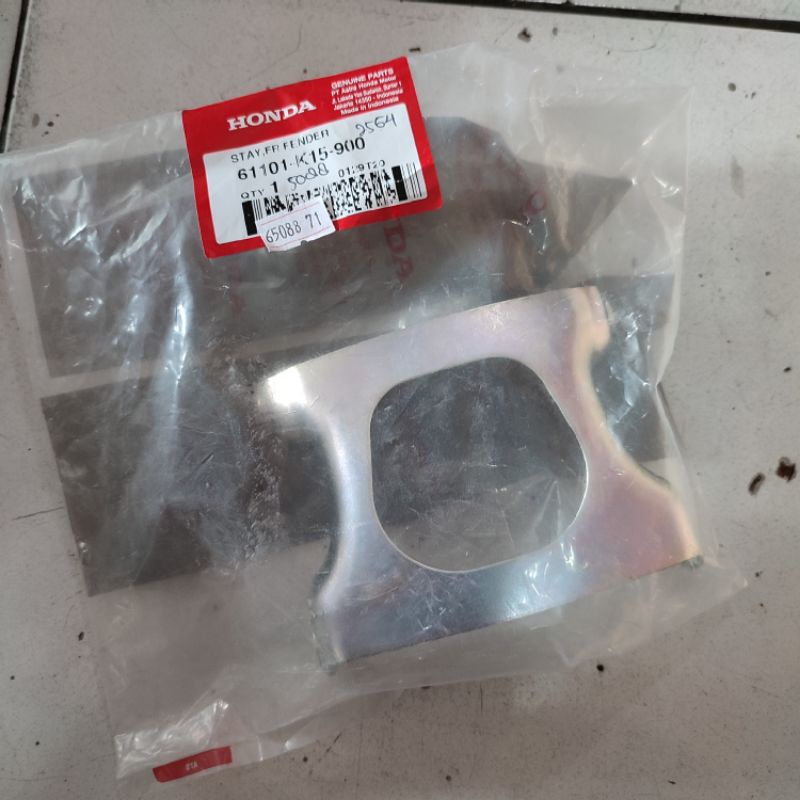 Stay Fr Fender 61101-K15-900 Bracket Dudukan Slebor Spakbor Depan Honda CB 150 R Lama