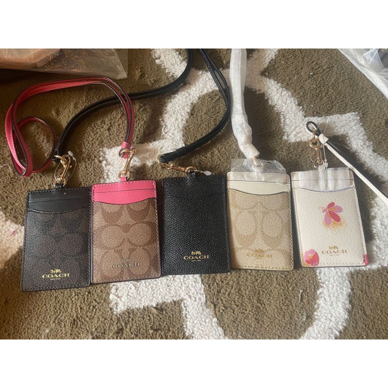 

Coach Lanyard Authentic
