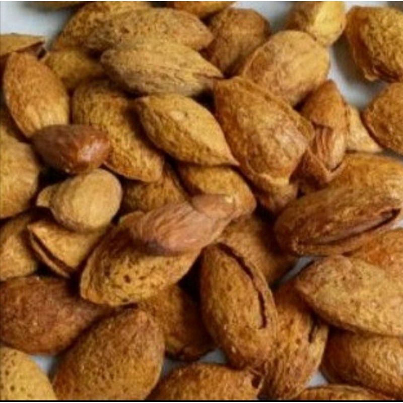 

Kacang Almond 250gram /Kacang Almond Susu