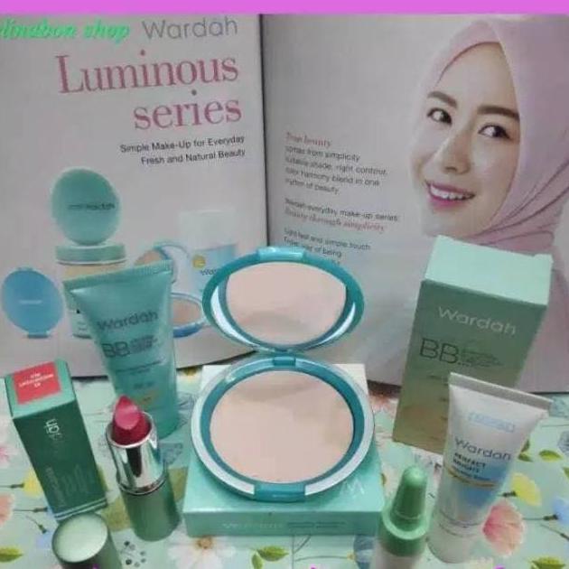 paket kosmetik wardah 5 produk original .