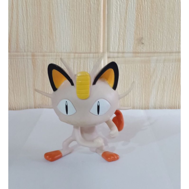 Pokemon figure meowth