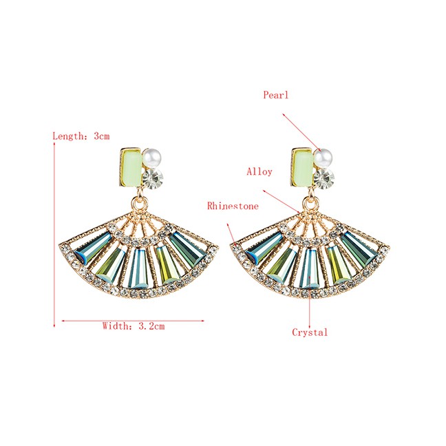 LRC Anting Tusuk Fashion Green Scalloped Pearl Rhinestone Pierced Earrings D63847