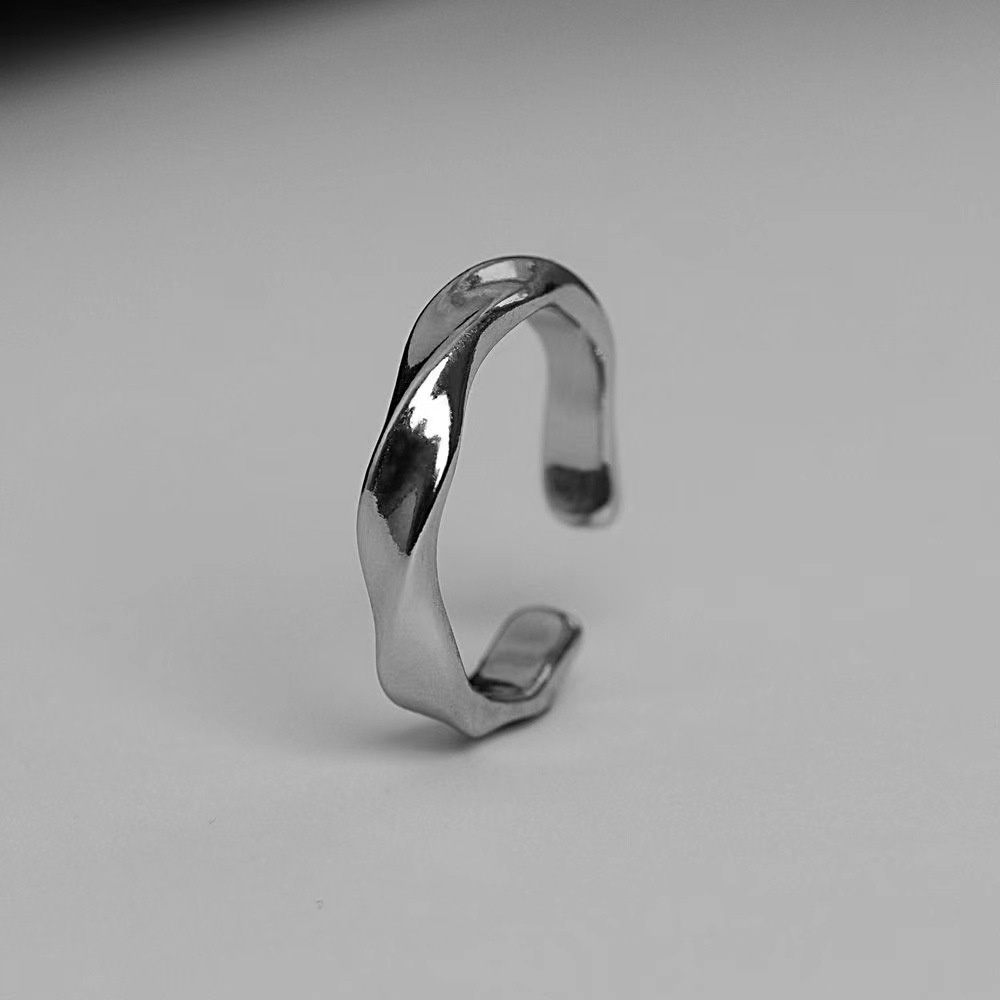 Cincin Mobius Model Terbuka Adjustable Warna Silver