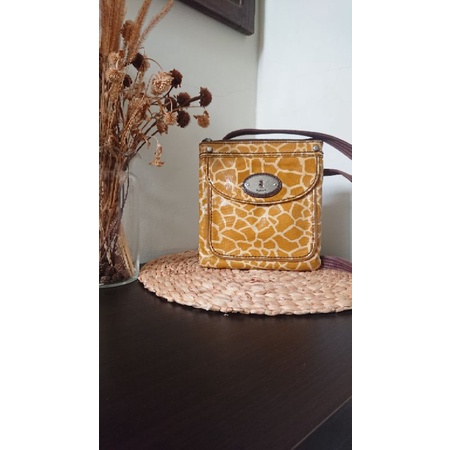 Preloved Keyper Sling Bag Fossil