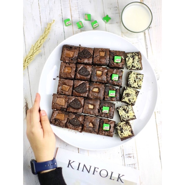 

Brownbox Brownies Uk 20cm x 20cm
