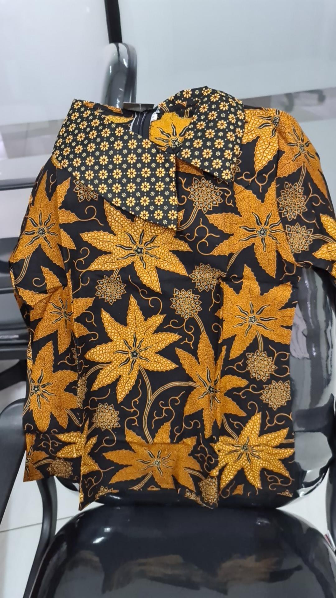 Batik Wanita Atasan Blouse Modern Model Kerah Besar Batik Kerja Wanita