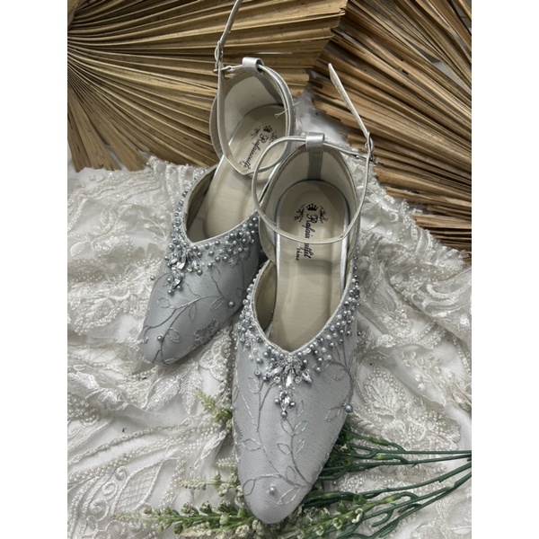 sepatu wanita Yohanes bahan tdk transparan silver 5cm lancip