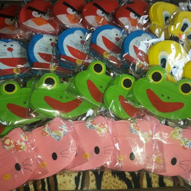 

Amplop karakter