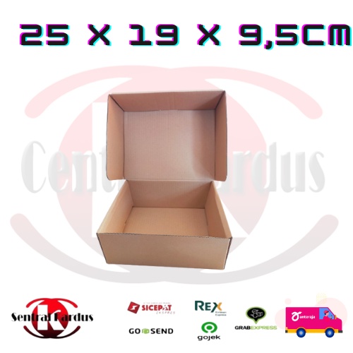 

KARDUS CAKE BOX / KOTAK KUE Uk. 25x19x9,5CM POLOS DIECUTE