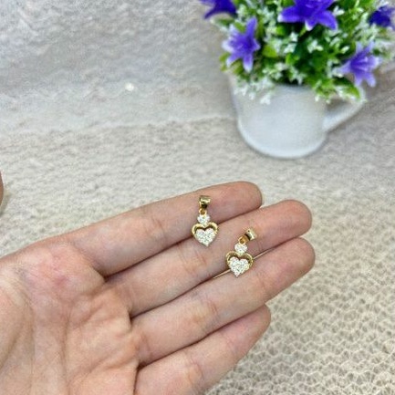 EMAS/ LIONTIN LOVE EMAS/ LIONTIN LOVE/ LIONTIN KECIL RINGAN / LIONTIN EMAS KADAR 700/ LIONTIN EMAS 1