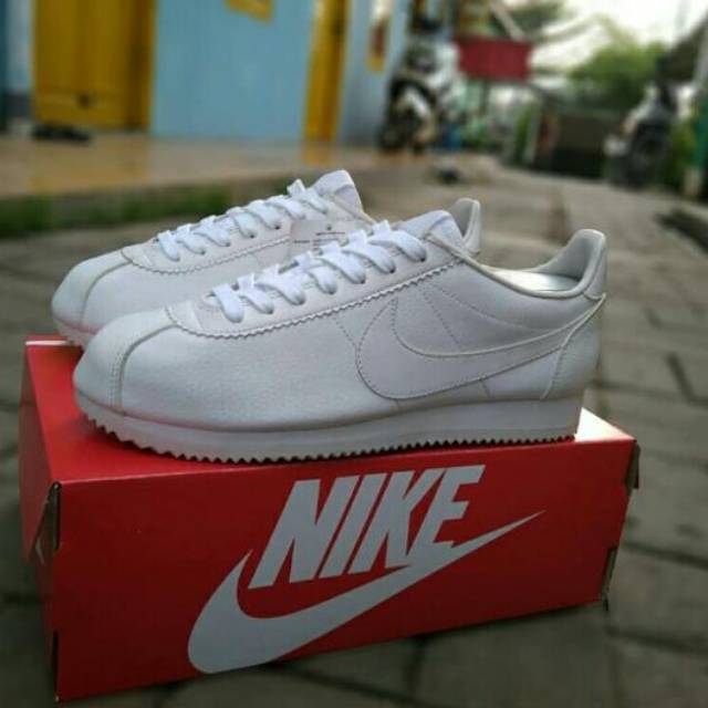 Original BNWB Sepatu Casual Nike Cortez Leather Full White